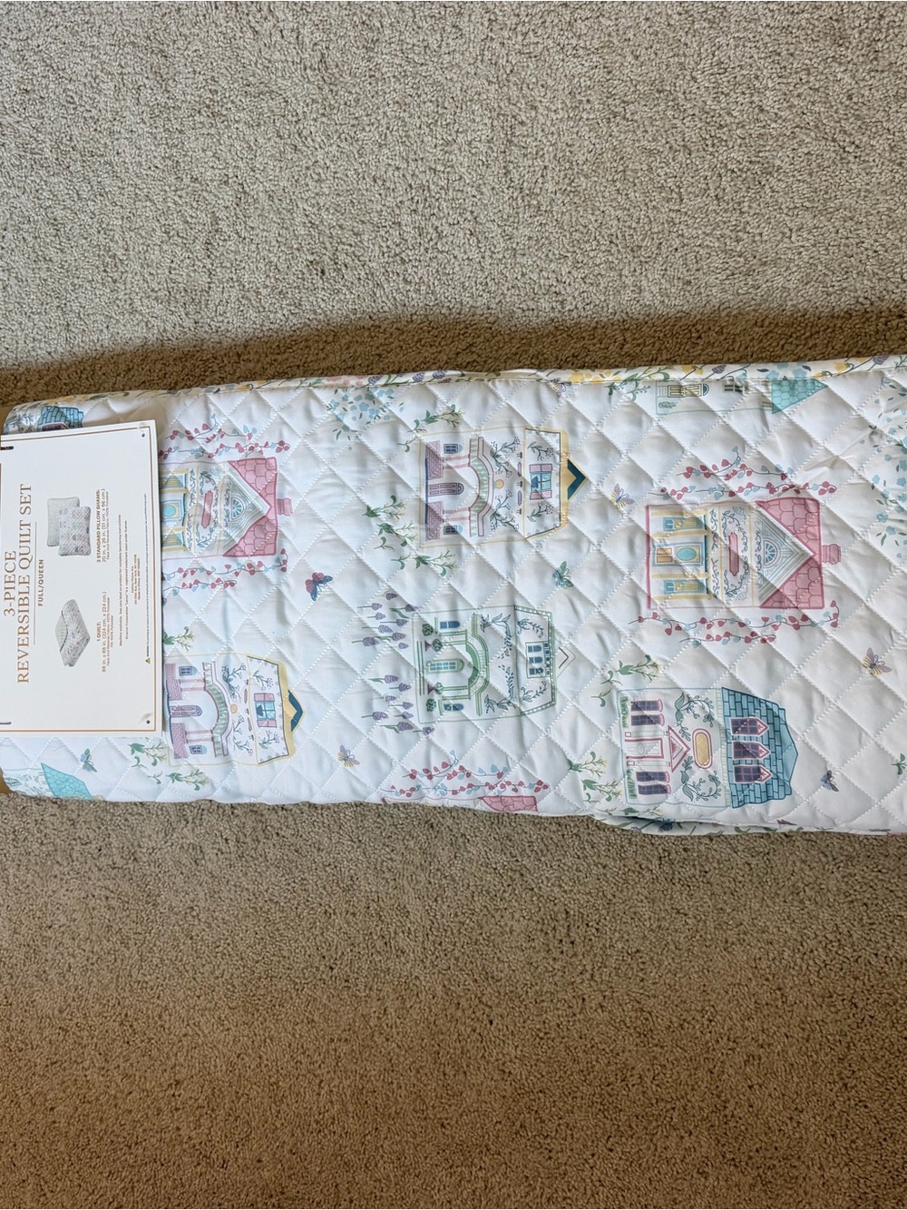 Lenox Spice Village Reversible Quilt Set with Pastel Floral FULL/QUEEN - Picture 5 of 6